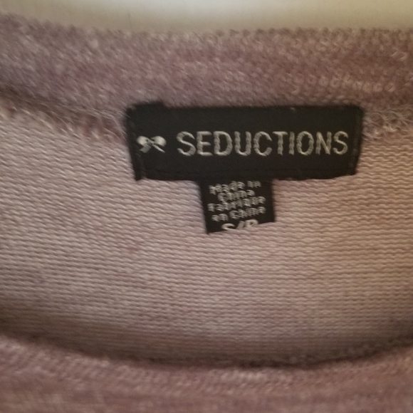 Light weight short sleeve top - Picture 2 of 3